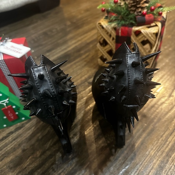 Serra Prestige Spiked Wedges Woman’s Size 8 - Picture 10 of 10